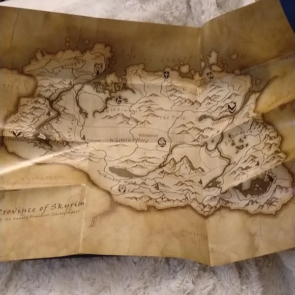 Skyrim Legendary Edition PC game ✨With Inserts: Includes map and sticker✨ - Picture 8 of 13